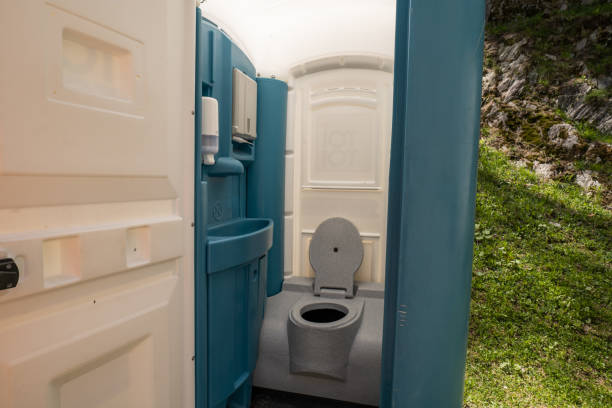 Best Wedding porta potty rental  in Smithville Sanders, IN
