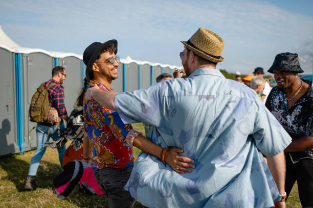 Best Porta potty rental near me  in Smithville Sanders, IN